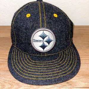 Pittsburgh Steelers NFL Flat Visor Flexfit Cap Hat Gray Melton‎ Crown/Visor.